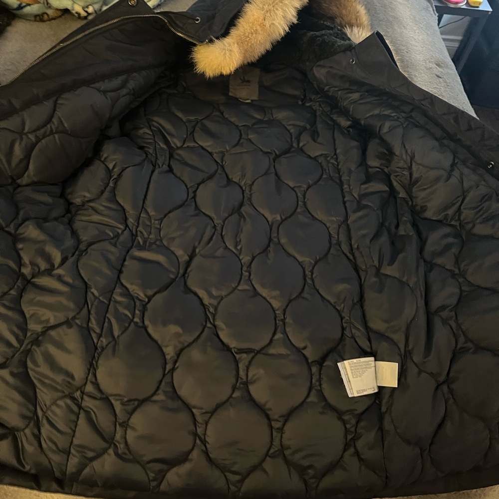 Spiewak Thermore insulated long women’s jacket. Size small. Beautiful fur hood!